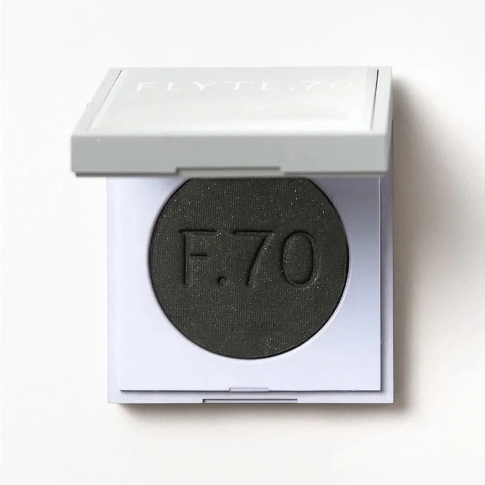 Flyte 70 $26 Down Under HazyView.Dense Eyeshadow